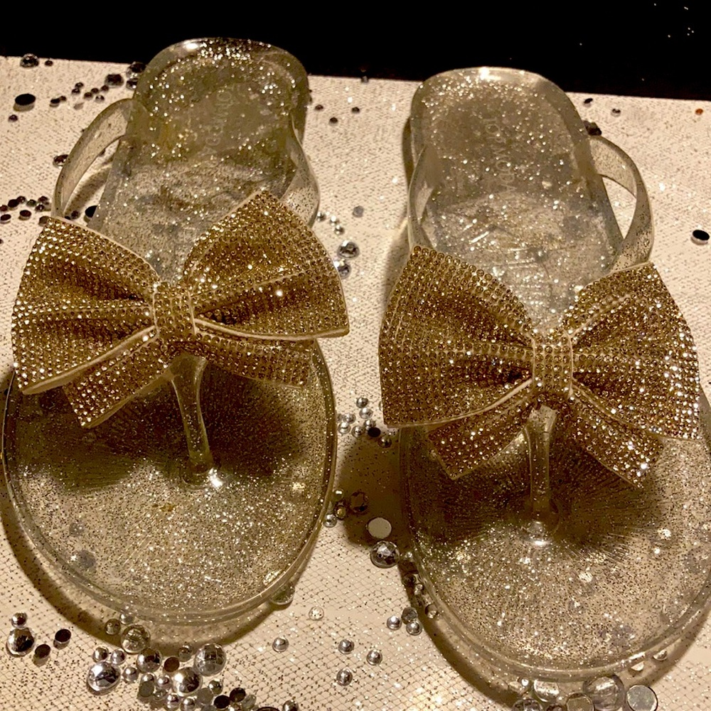 Top Moda blingy silver bowtie sandals